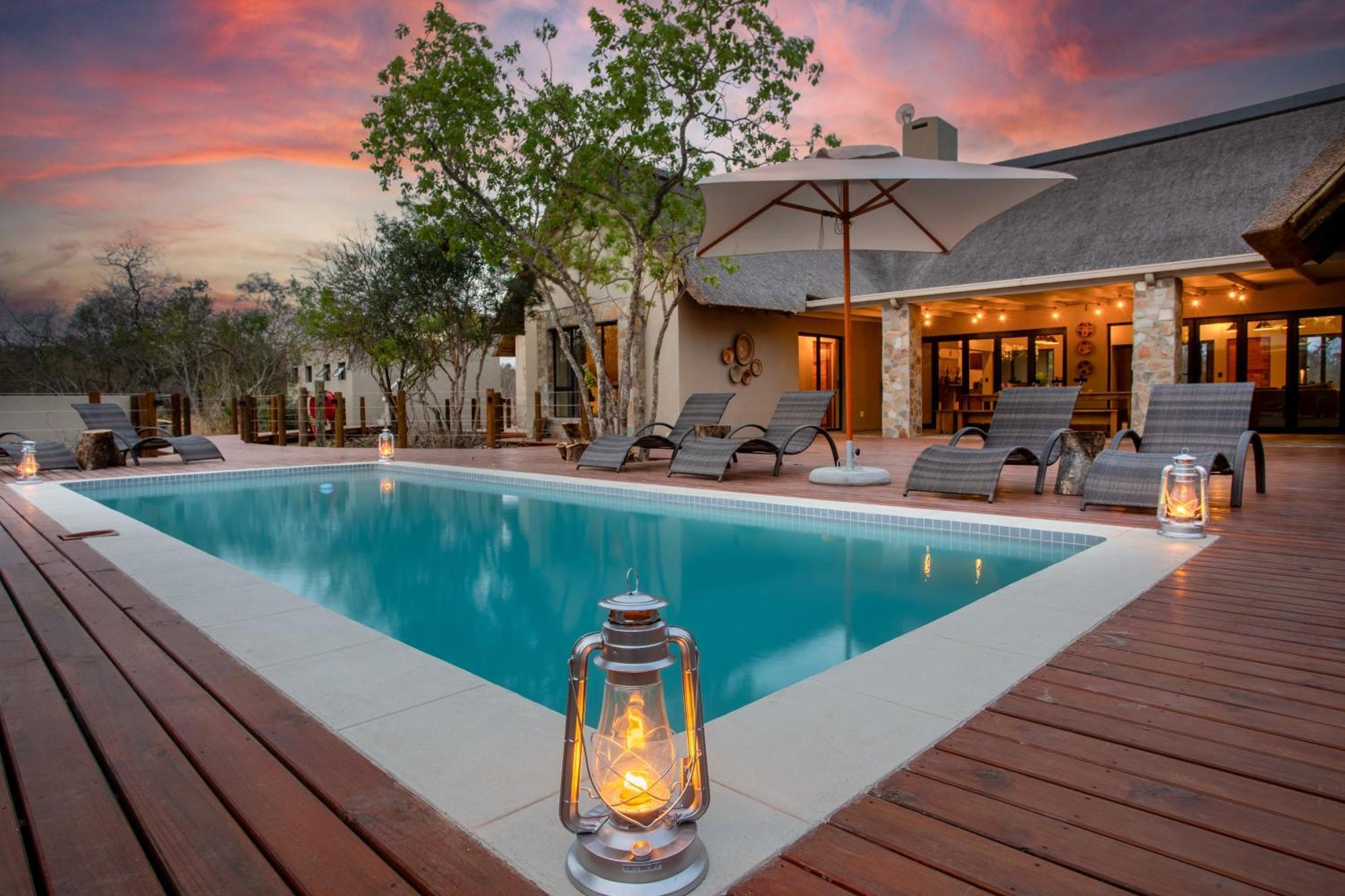 Vuyani Marula Lodge Hoedspruit Exterior photo