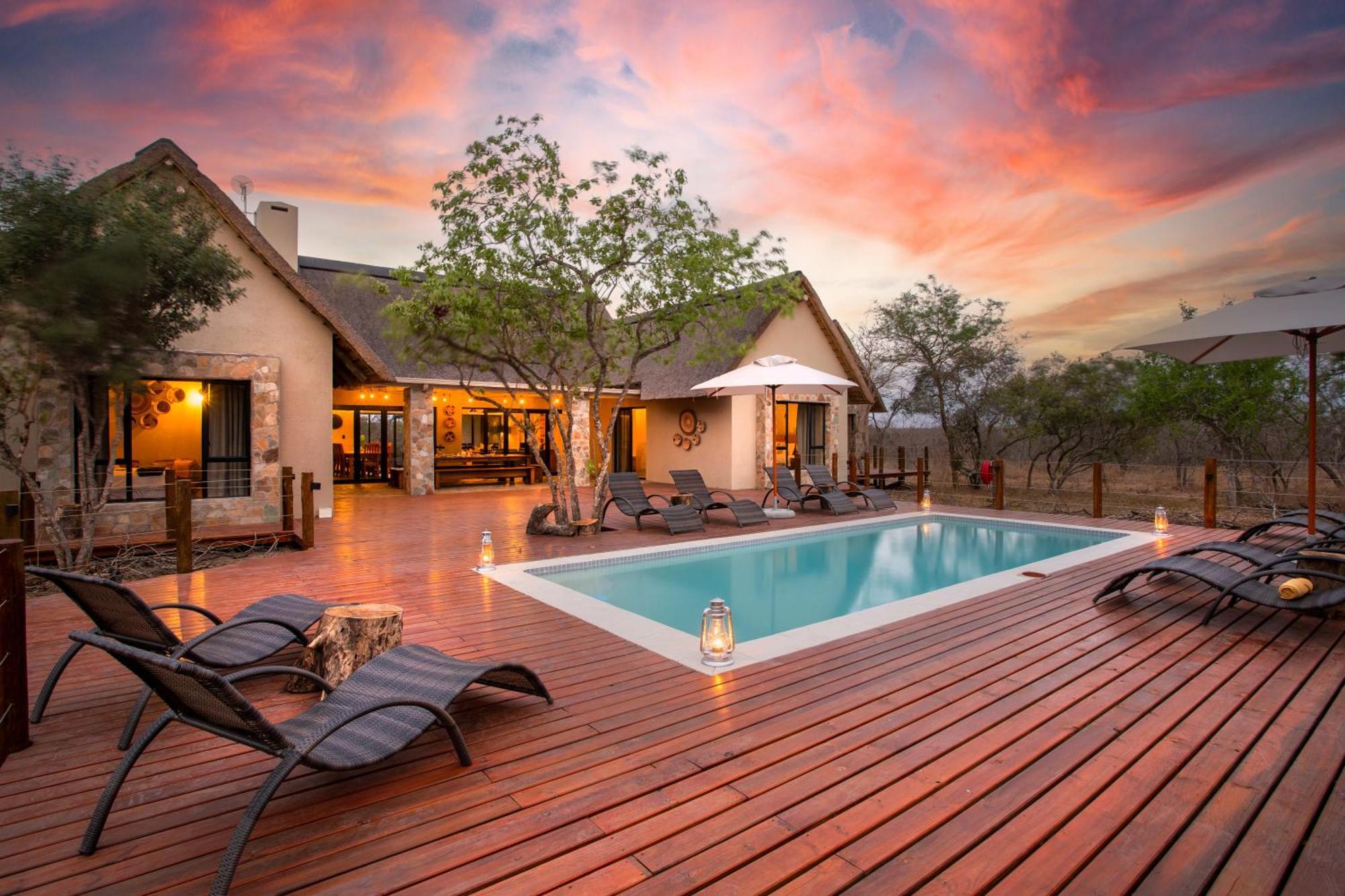 Vuyani Marula Lodge Hoedspruit Exterior photo